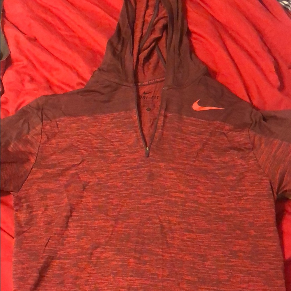 Nike dry fit pro training pull over, XL